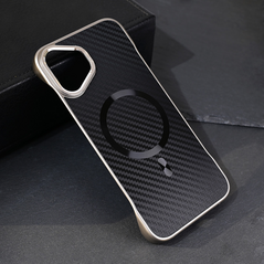 Zastitna maska (futrola) Magsafe Carbon - iPhone 16 Plus 6.7 crna.