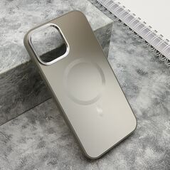 Zastitna maska (futrola) COLOR METAL MagSafe - iPhone 13 Pro Max (6.7) srebrna (MS).