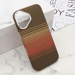 Zastitna maska (futrola) UrbanMesh MagSafe - iPhone 16 (6.1) DZ05 (MS).