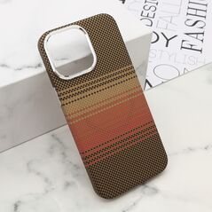Zastitna maska (futrola) UrbanMesh MagSafe - iPhone 15 Pro Max (6.7) DZ05 (MS).