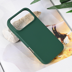 Zastitna maska (futrola) Teracell Soft Velvet - iPhone 17 Pro/18 Pro 6.3 tamno zelena.
