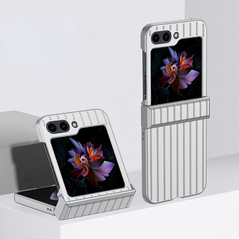 Zastitna maska (futrola) Color Line - Samsung F731B Galaxy Z Flip 5 5G siva.