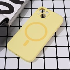 Zastitna maska (futrola) Magsafe Pure color - iPhone 15 6.1 zuta.