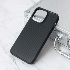 Zastitna maska (futrola) Defender Carbon - iPhone 15 Pro Max 6.7 crna.