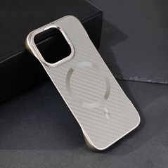Zastitna maska (futrola) Magsafe Carbon - iPhone 16 Pro siva.