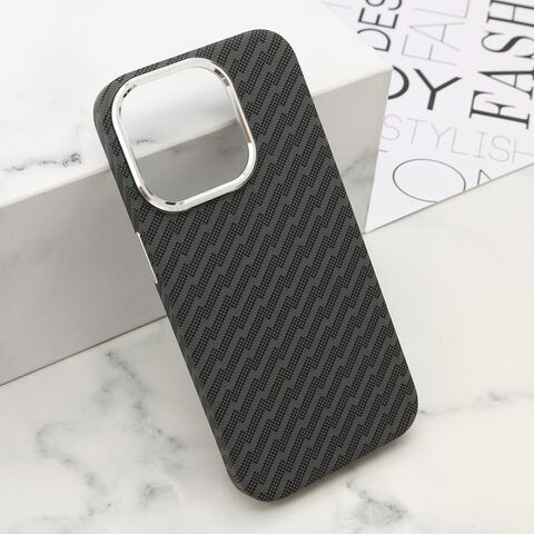Zastitna maska (futrola) UrbanMesh - iPhone 15 Pro (6.1) DZ01 (MS).