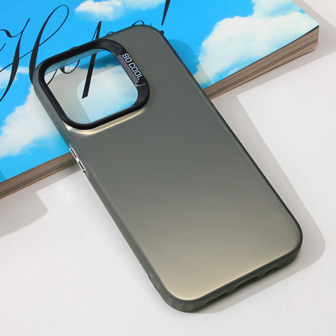 Zastitna maska (futrola) providna - iPhone 15 Pro 6.1 crna.