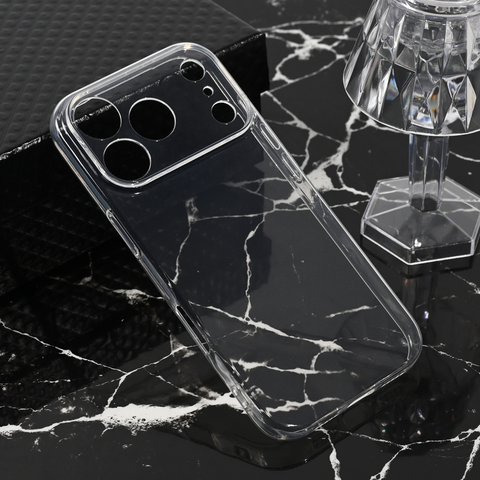 Zastitna silikonska maska (futrola) Ultra Thin - iPhone 17 Pro Transparent.