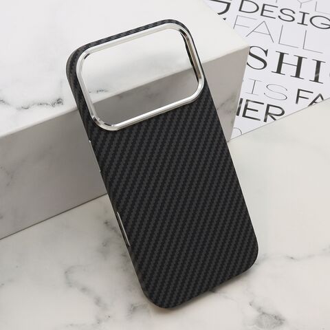 Zastitna maska (futrola) UrbanMesh MagSafe - iPhone 17 Pro Max (6.9) DZ02 (MS).