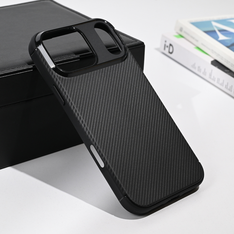 Zastitna maska (futrola) Defender Carbon - iPhone 17 Pro Max 6.9 crna.