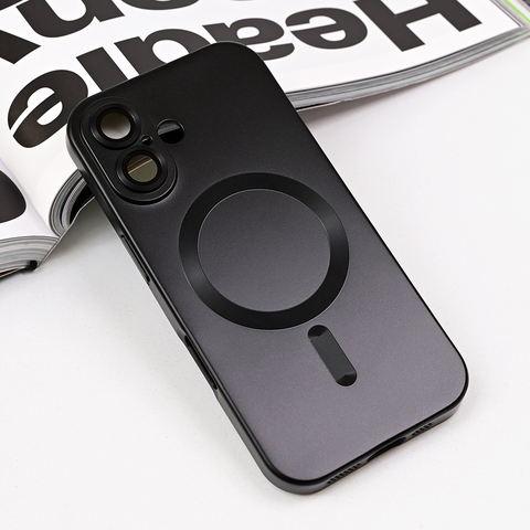 Zastitna maska (futrola) Magsafe Chrome - iPhone 16 6.1 crna.