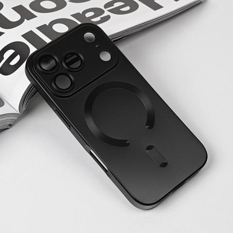 Zastitna maska (futrola) Magsafe Chrome - iPhone 17 Pro crna.