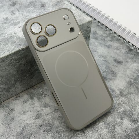 Zastitna maska (futrola) COLOR METAL MagSafe II - iPhone 17 Pro Max (6.9) srebrna (MS).