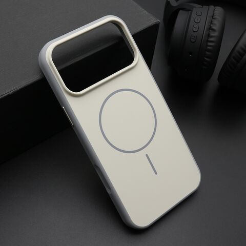 Zastitna maska (futrola) CHROME MagSafe - iPhone 17 Pro Max (6.9) bela (MS).