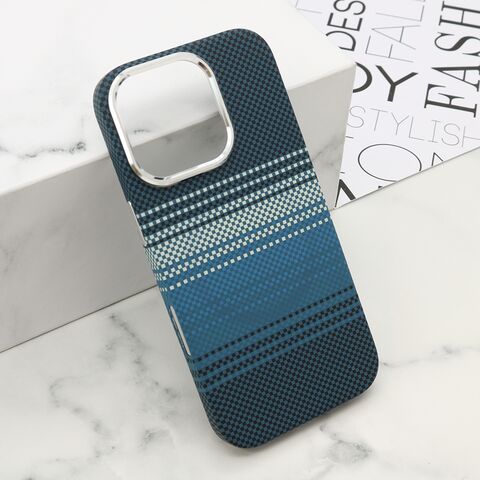 Zastitna maska (futrola) UrbanMesh MagSafe - iPhone 16 Pro (6.3) DZ04 (MS).