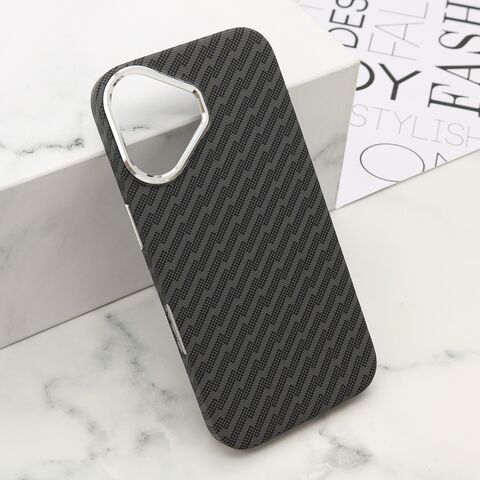 Zastitna maska (futrola) UrbanMesh MagSafe - iPhone 16 (6.1) DZ01 (MS).