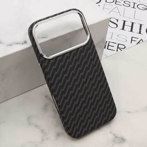 Zastitna maska (futrola) UrbanMesh MagSafe - iPhone 17 Pro Max (6.9) DZ01 (MS).