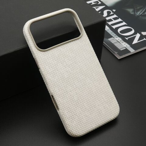 Zastitna maska (futrola) WOVEN TOUCH MagSafe - iPhone 17 Pro Max (6.9) bela (MS).