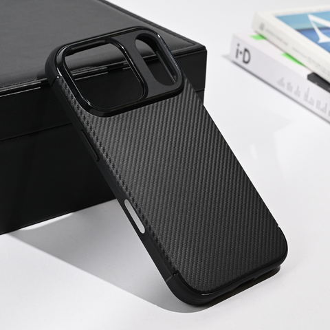 Zastitna maska (futrola) Defender Carbon - iPhone 17 Pro/18 Pro 6.3 crna.
