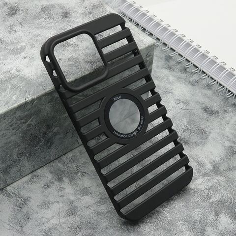 Zastitna maska (futrola) LINES LOGO CUT - iPhone 15 Pro Max (6.7) crna (MS).