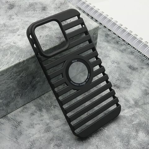 Zastitna maska (futrola) LINES LOGO CUT - iPhone 14 Pro Max (6.7) crna (MS).