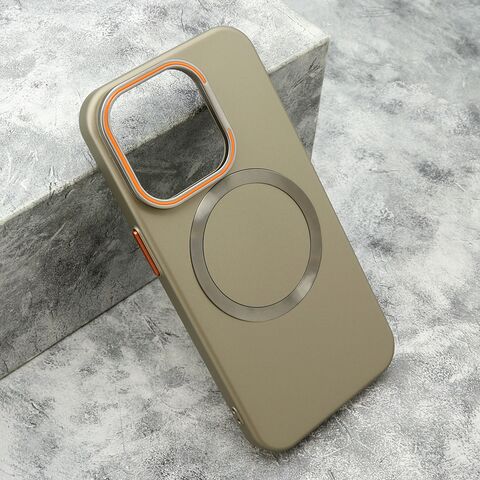Zastitna maska (futrola) PRO CASES MagSafe - iPhone 15 Pro (6.1) zlatna (MS).