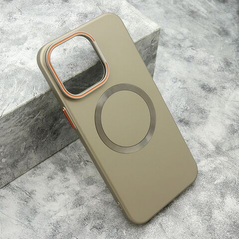 Zastitna maska (futrola) PRO CASES MagSafe - iPhone 15 Pro Max (6.7) zlatna (MS).