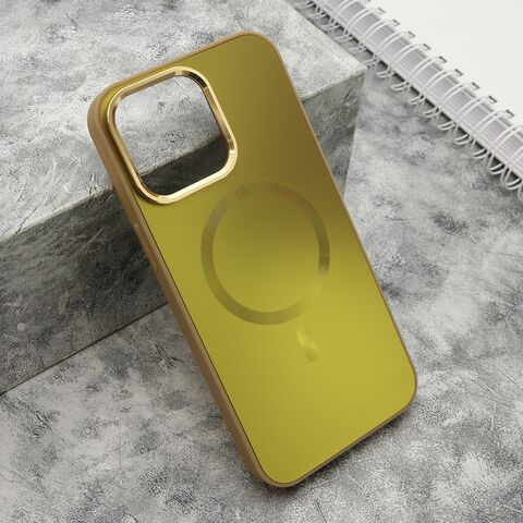 Zastitna maska (futrola) COLOR METAL MagSafe - iPhone 15 Pro Max (6.7) zlatna (MS).