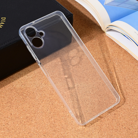 Zastitna silikonska maska (futrola) Ultra Thin - Samsung A065F Galaxy A06 Transparent.